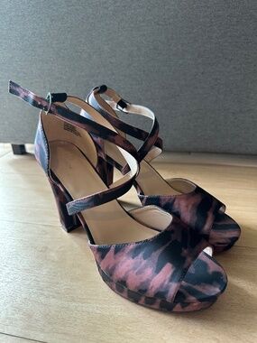Sz 10M Platform Heels Brown Black I.D. Required Strappy